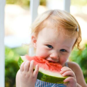 kids enjoying healthy fruit and vegetables